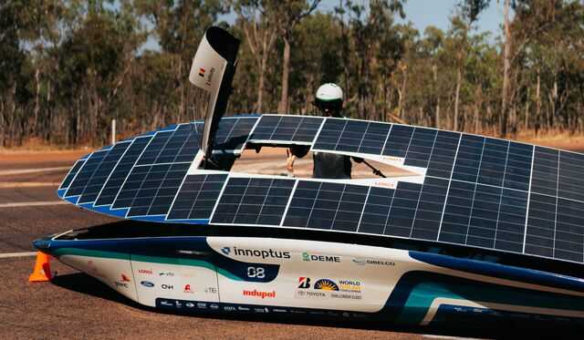 https://sibelco.getbynder.com/asset/0b5c1a7b-6382-4ca2-8466-9421be124a48/small/Longi-story-for-solar-innoptus-Apollo-car.jpg